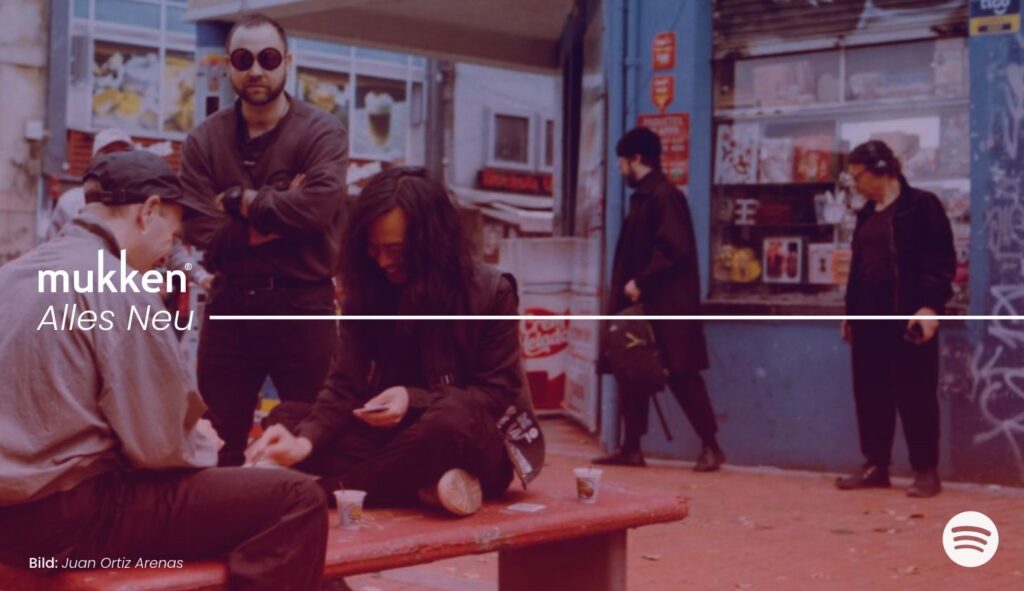 Mit dieser tiefgründigen und melancholischen Betrachtung über Isolation und Verlust besingt Unknown Mortal Orchestra in seinem neuen Song „Nadja“ poetisch wie mysteriös die schmerzhaften Auswirkungen von Einsamkeit und wie sie Menschen in nebulöse Dunkelheiten führt.