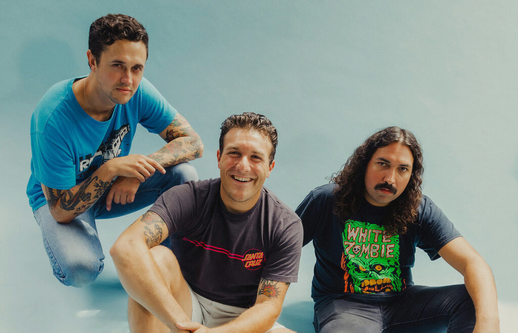 Ein Bandfoto der Band Drain